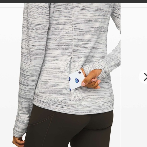 Lululemon Top Women 4 Sweater Outrun The Elements 1/2 Zip Thumbholes Space Dye - Picture 11 of 11